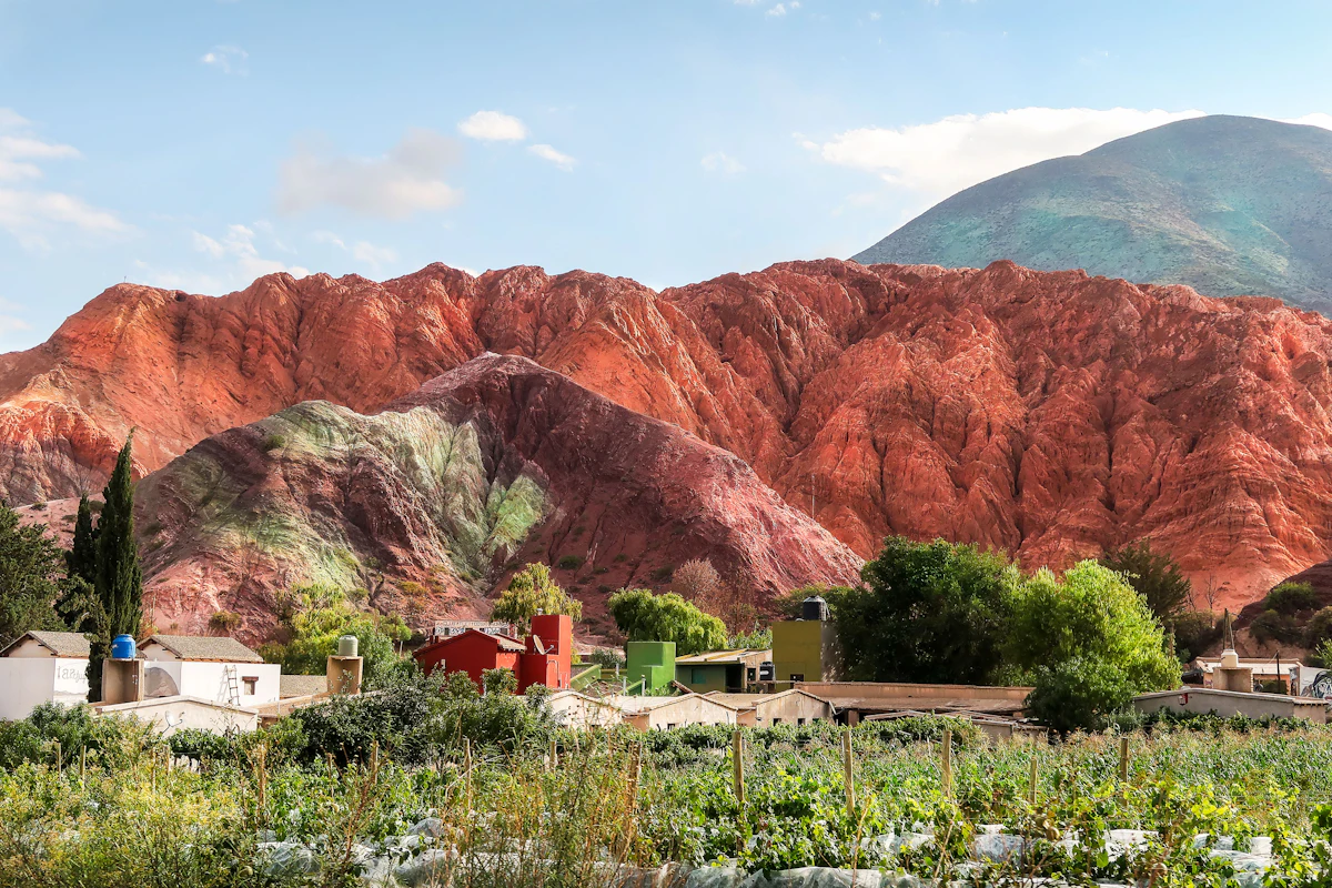 Paisaje de cerros del norte argentino